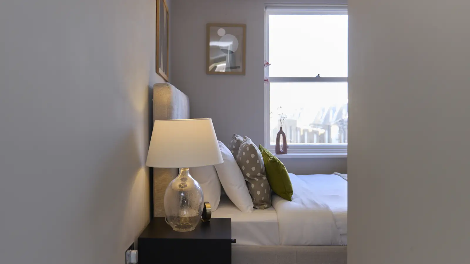 Flat Chepstow Place in City of Westminster