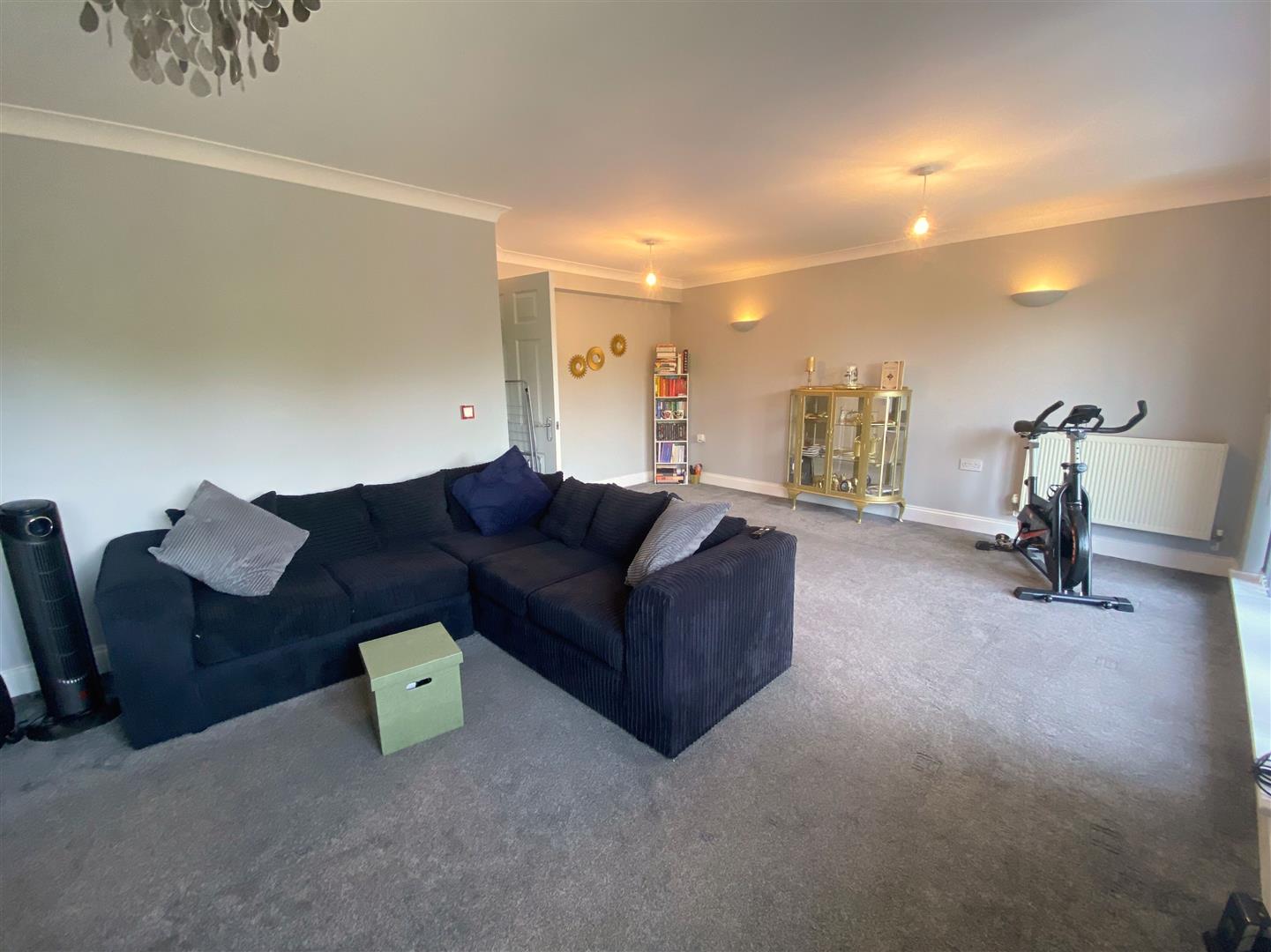 Flat Rafati Way in Rother