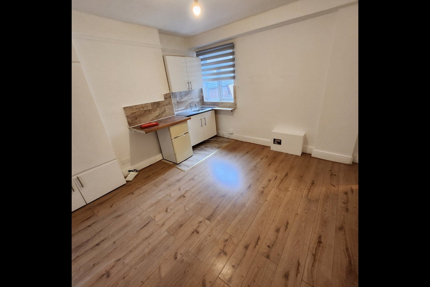 Room Old Bedford Road in Luton