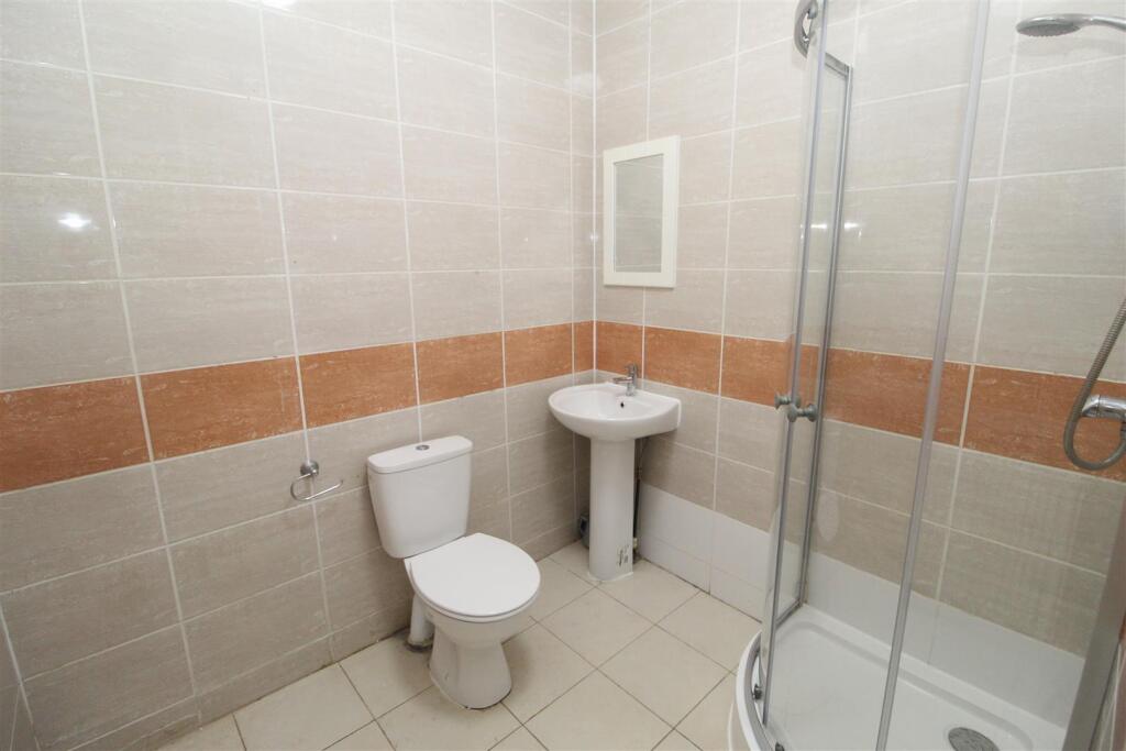 Room Colum Road in Cardiff
