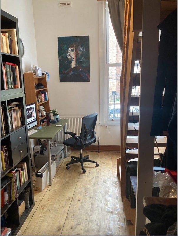 Room Clarence Road in Greater London