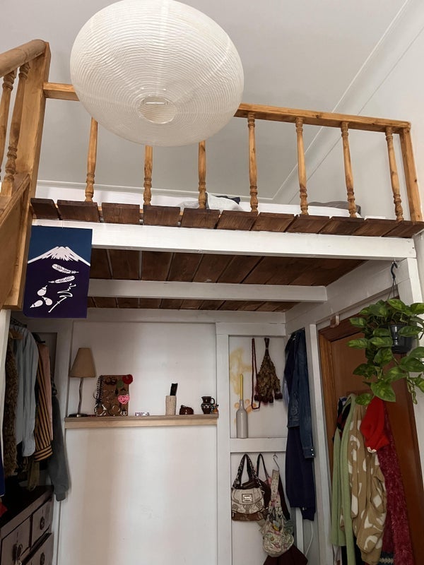 Room Clarence Road in Greater London