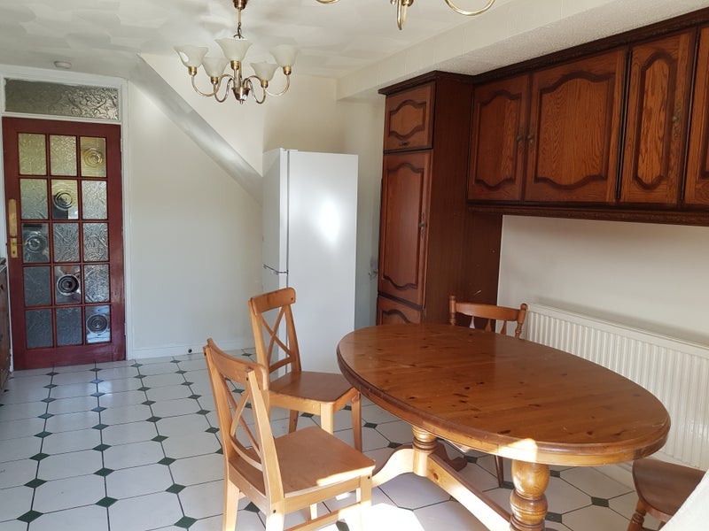 Room Annie Besant Close in Greater London