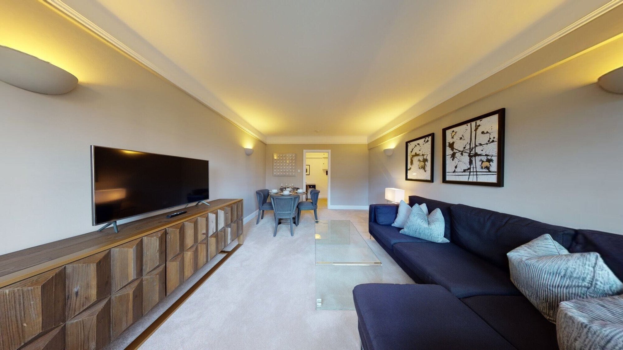 Flat Fulham Road in Greater London