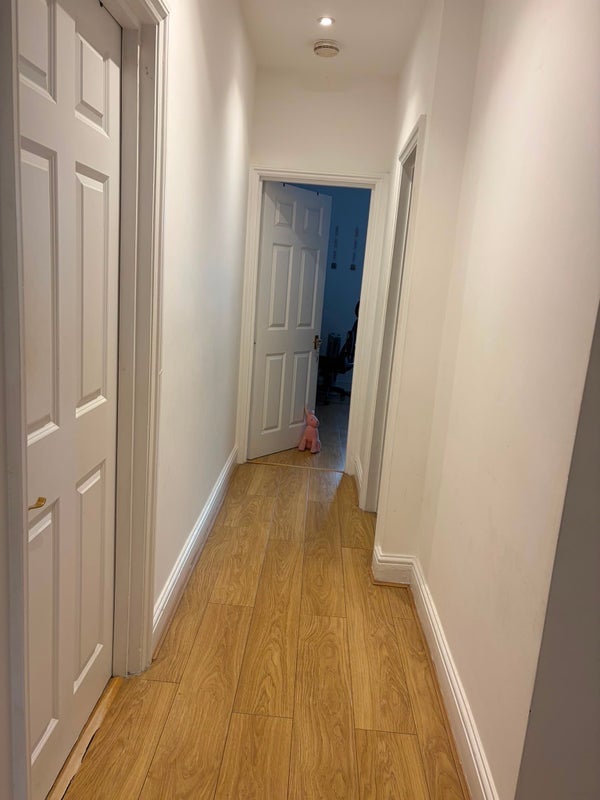 Room Park Road in Greater London
