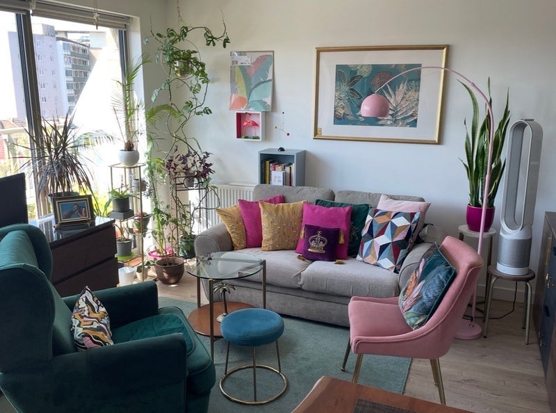 Room Albion Way in Greater London
