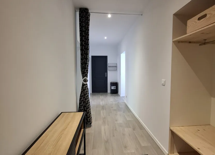 Flat Rue de l'Alumnat in Miribel-les-Échelles