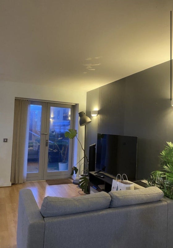 Room West Parkside in Greater London