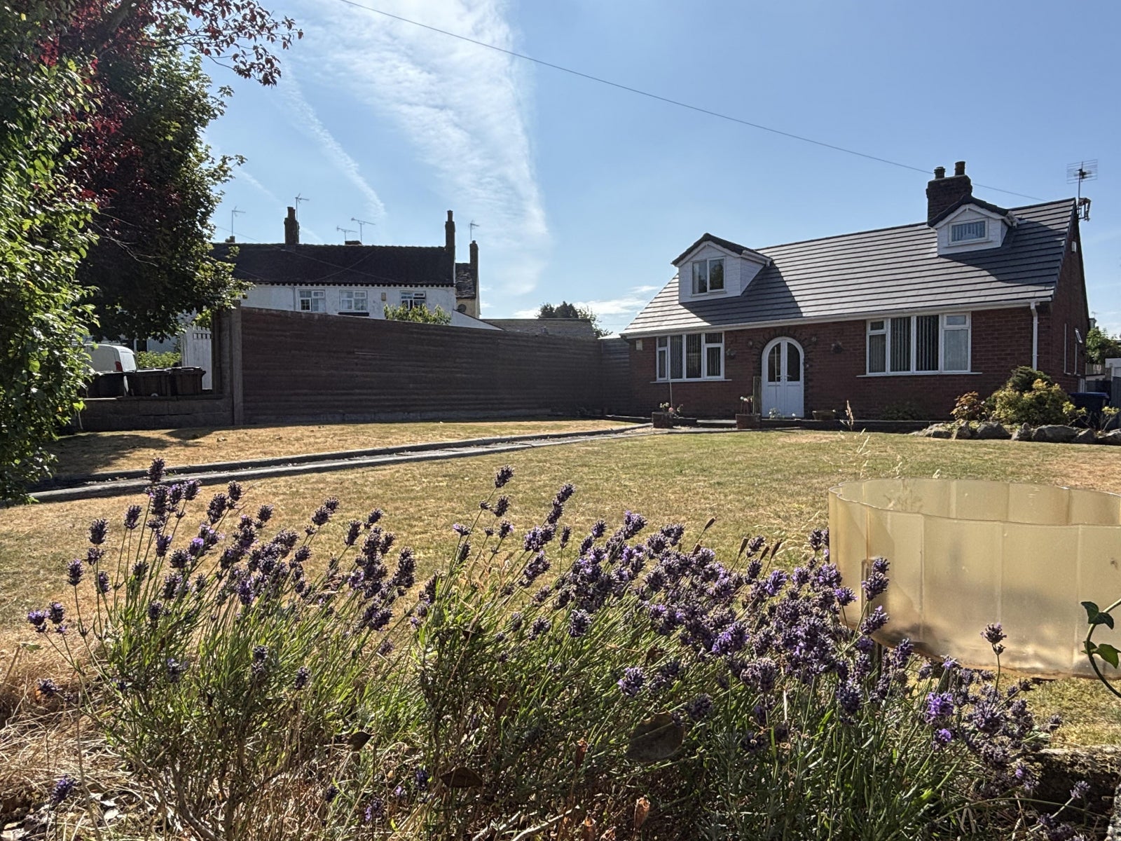 Flat Dilhorne Road in Staffordshire Moorlands