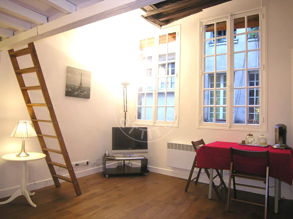 Appartement Rue Saint-Martin à Paris