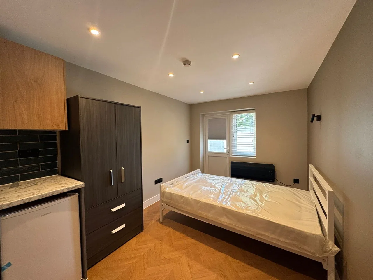 Room Muirfield Road in Three Rivers