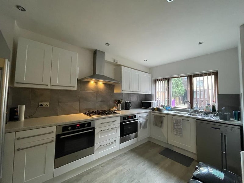 Room Indigo Mews in Greater London