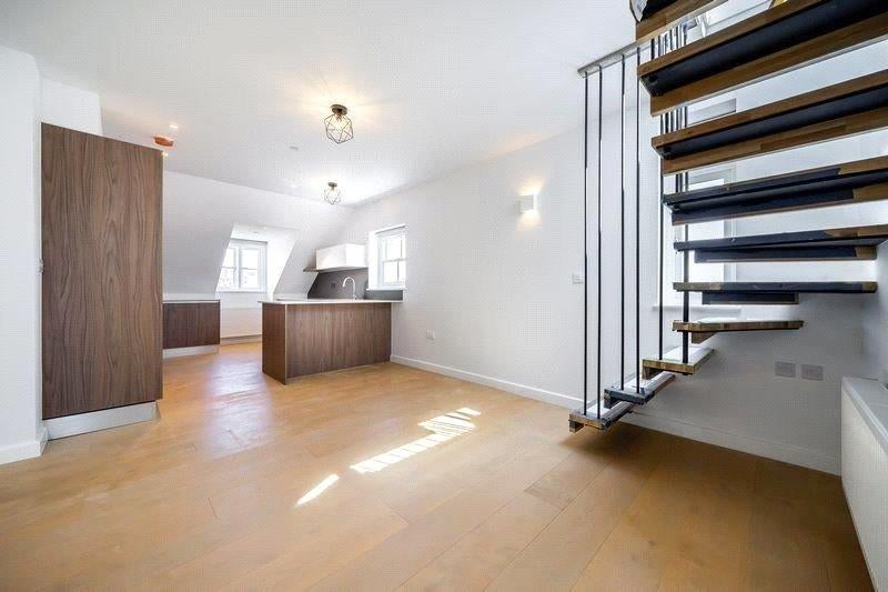 Flat Compayne Gardens in Greater London