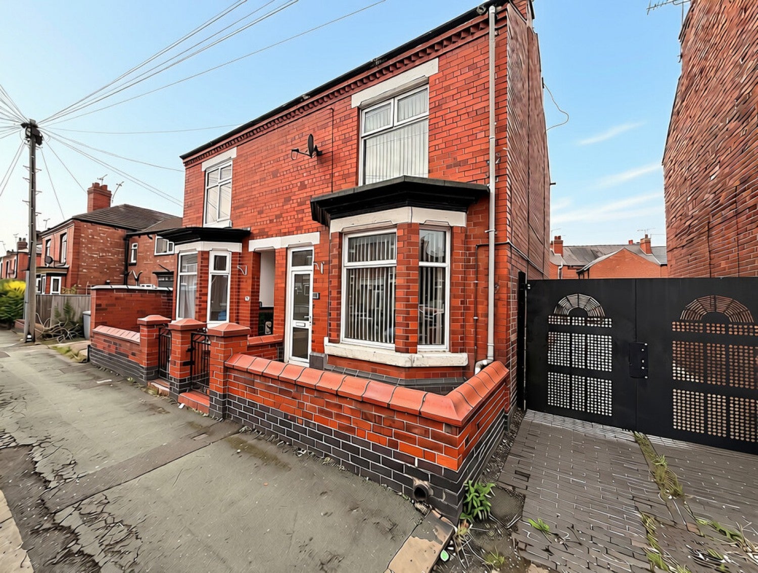 House Madeley Street in Crewe