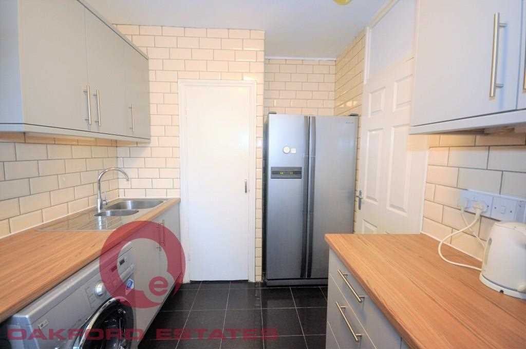 Flat Robert Street in Greater London