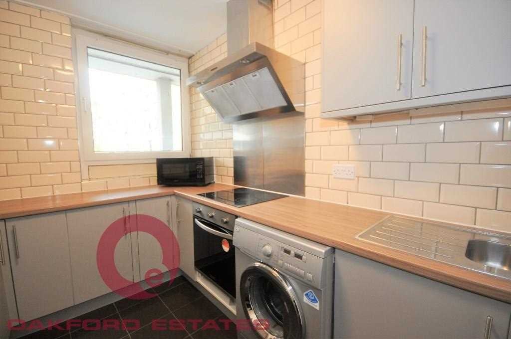 Flat Robert Street in Greater London
