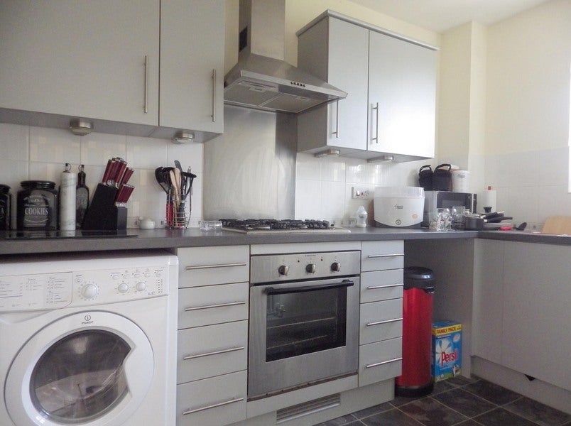 Flat Coxhill Way in Aylesbury