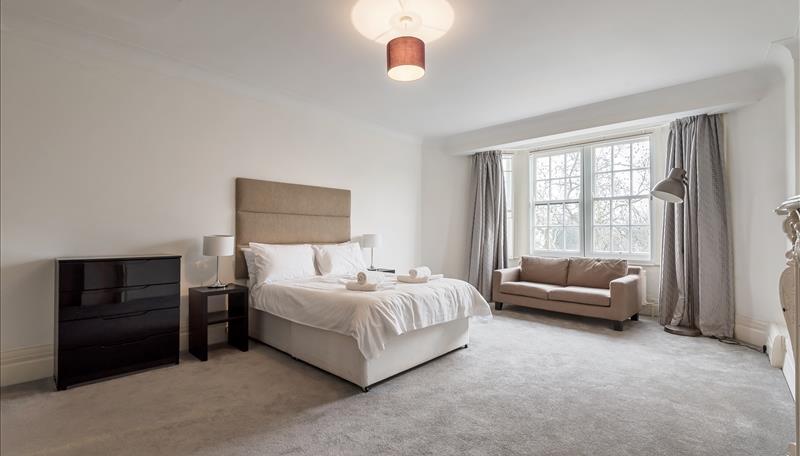 Flat Waverley Place in City of Westminster