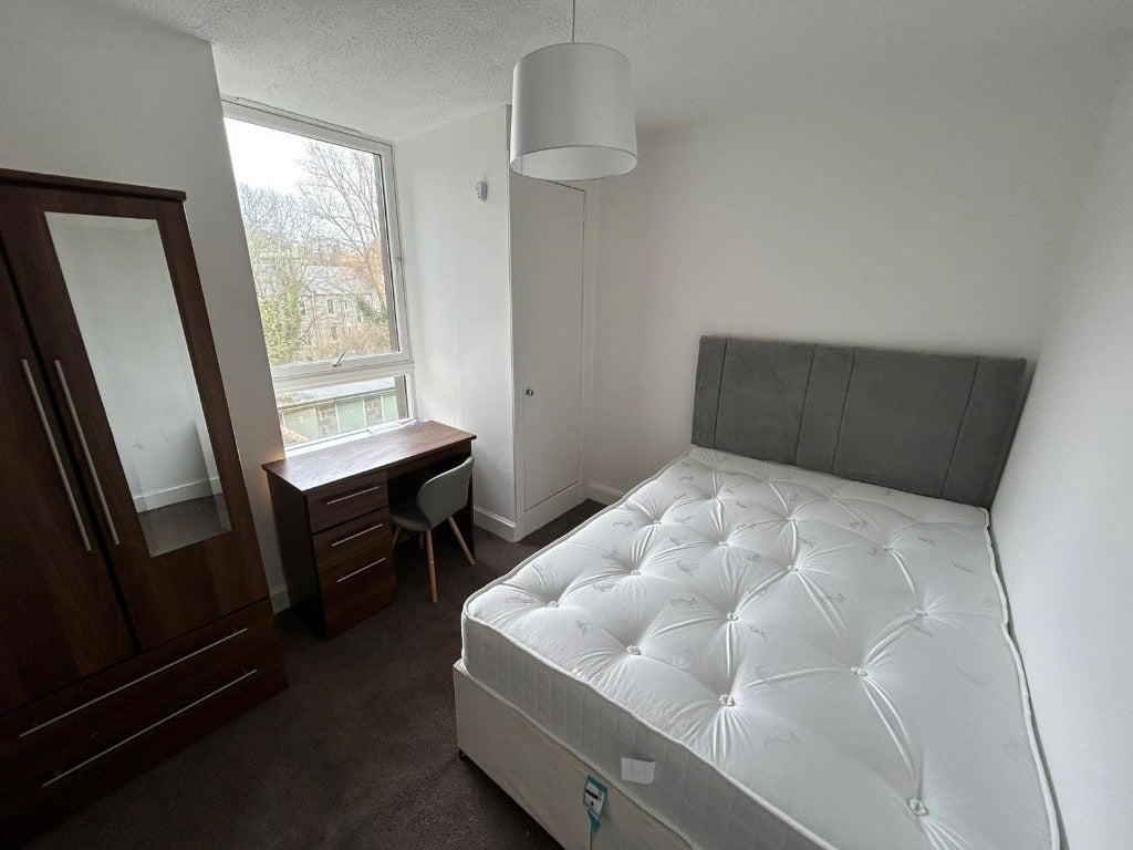Flat Benvie Road in Dundee