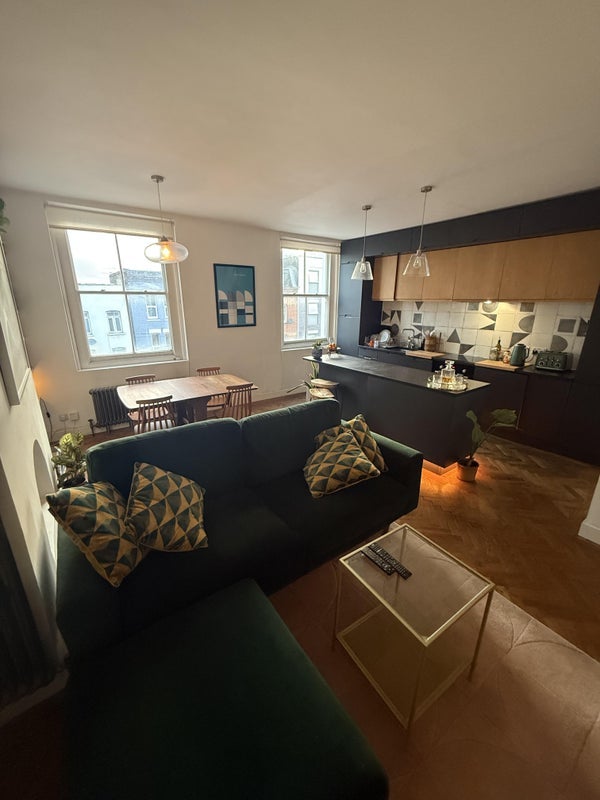 Room Bullace Row in Greater London