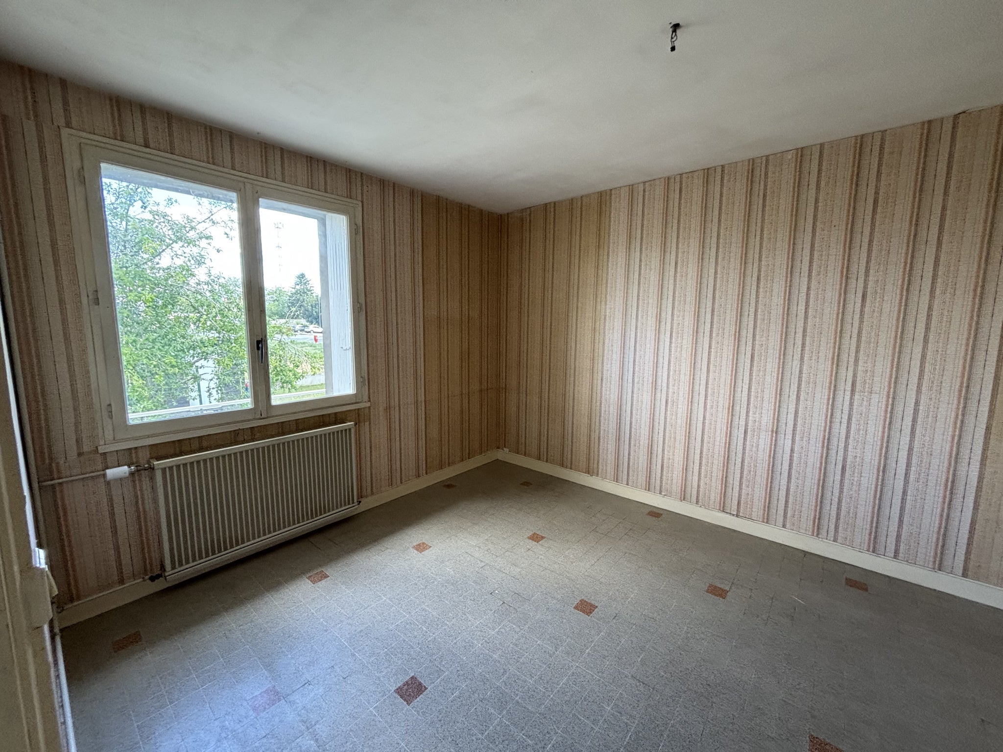 Appartement Route de Malesherbes à Sermaises
