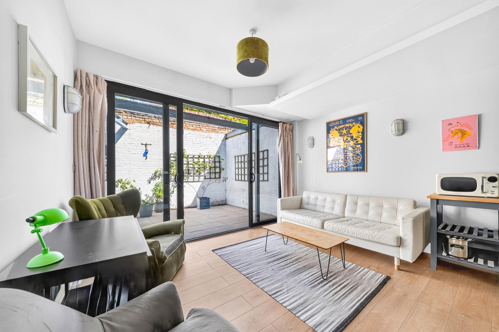 Flat Wilmer Place in Greater London