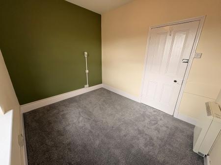 Room Hartford Road in Huntingdonshire