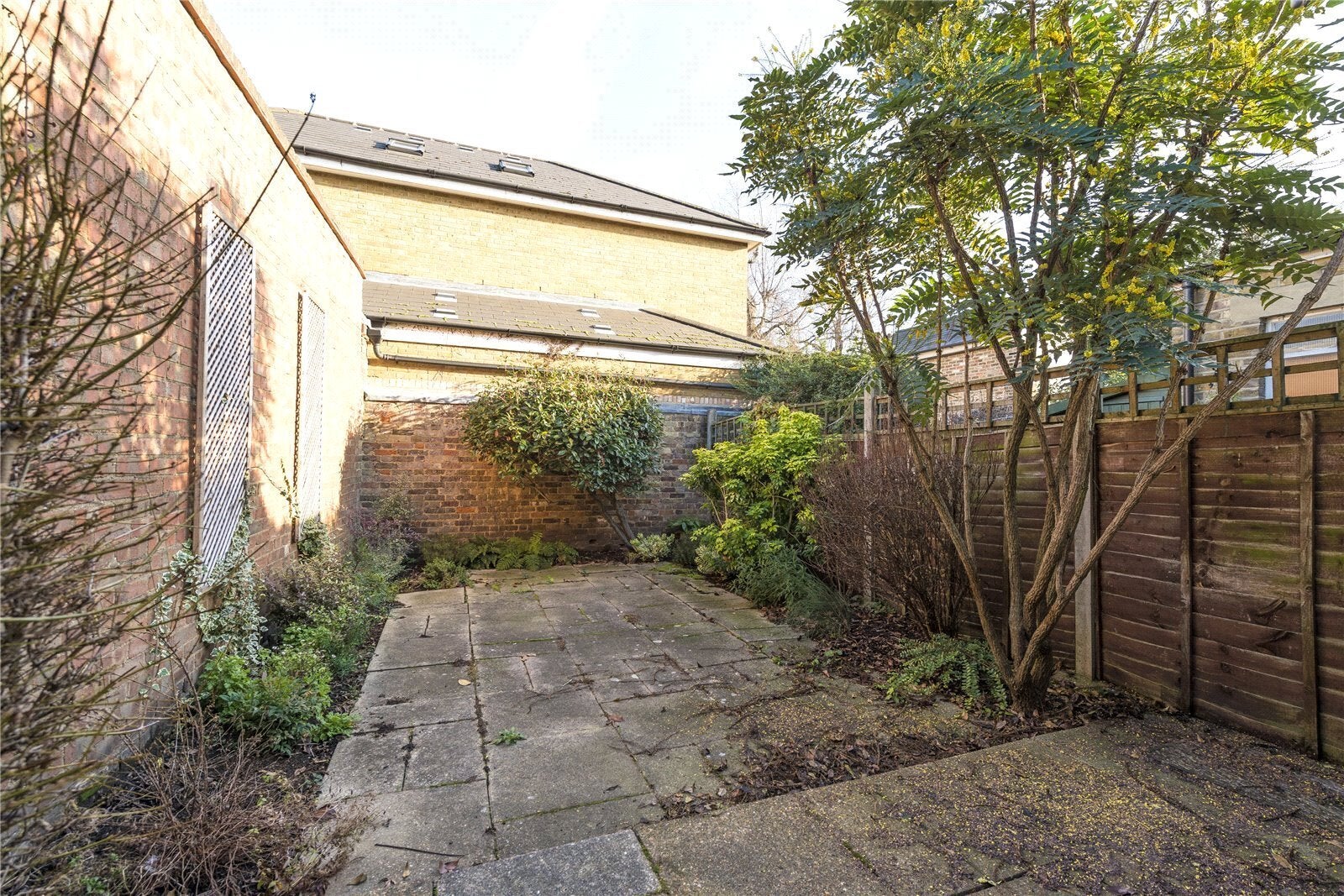 House St Peter's Grove in Greater London