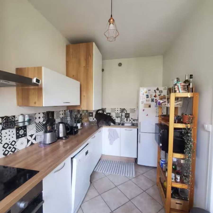 Appartement Rue Albert Malet à Paris