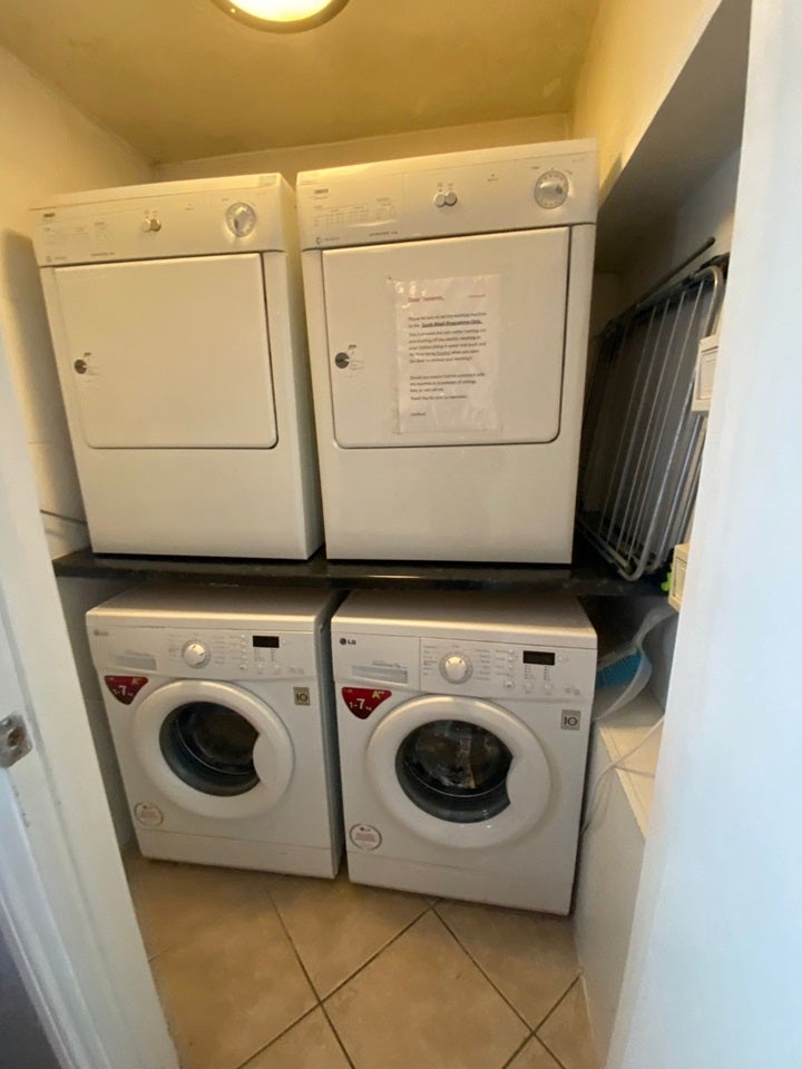 Room Gainsborough Court in Greater London