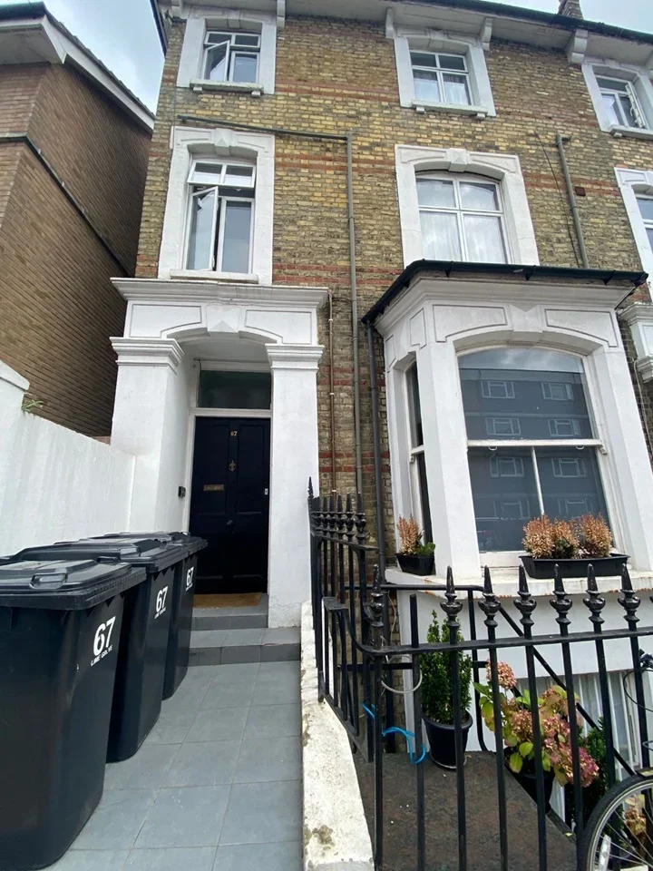Room Gainsborough Court in Greater London
