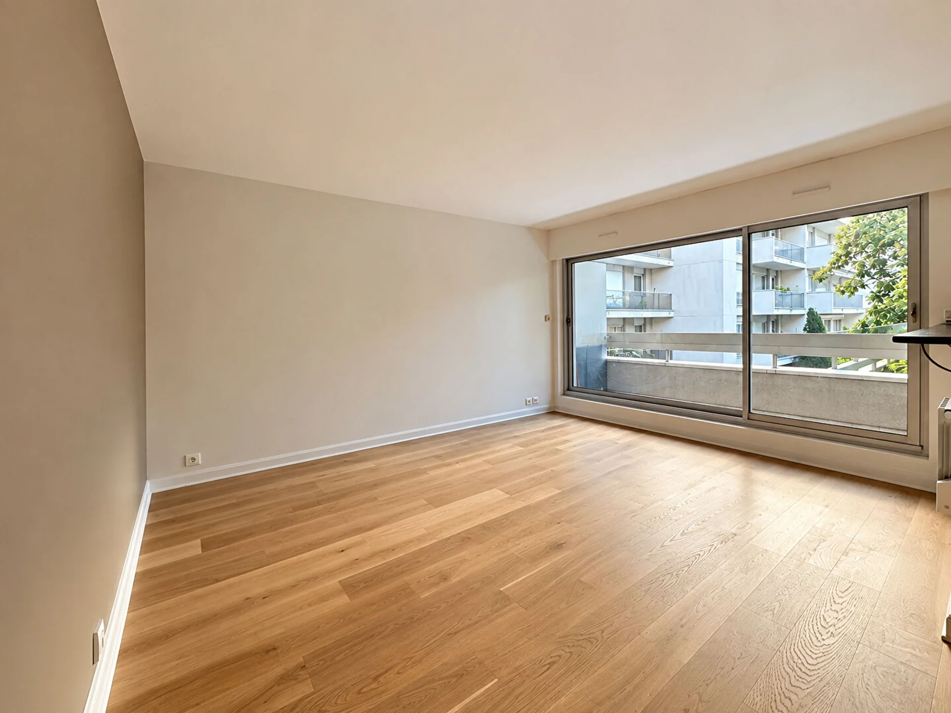 Flat Rue de Vaugirard in Paris