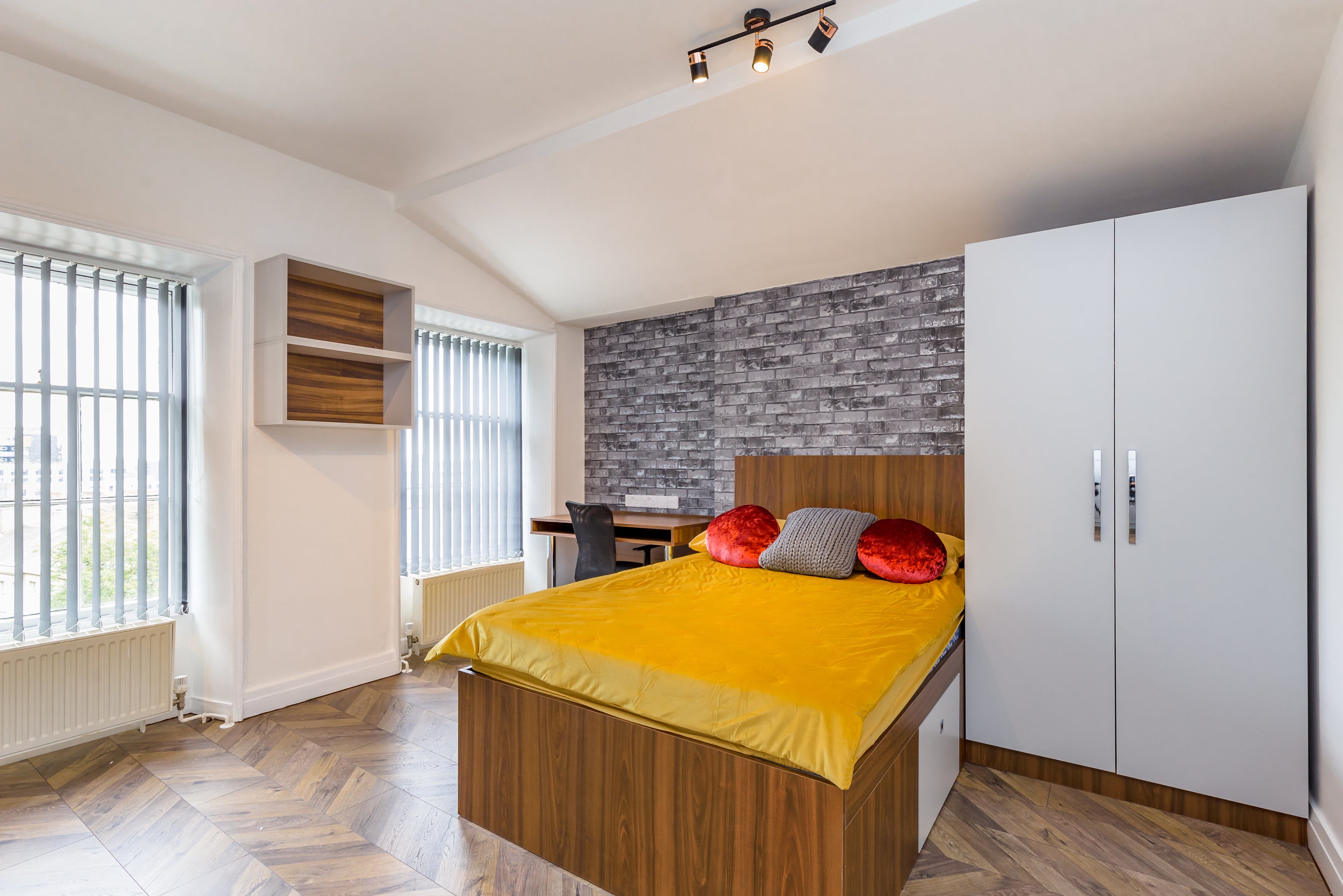Flat Leazes Terrace in Newcastle upon Tyne