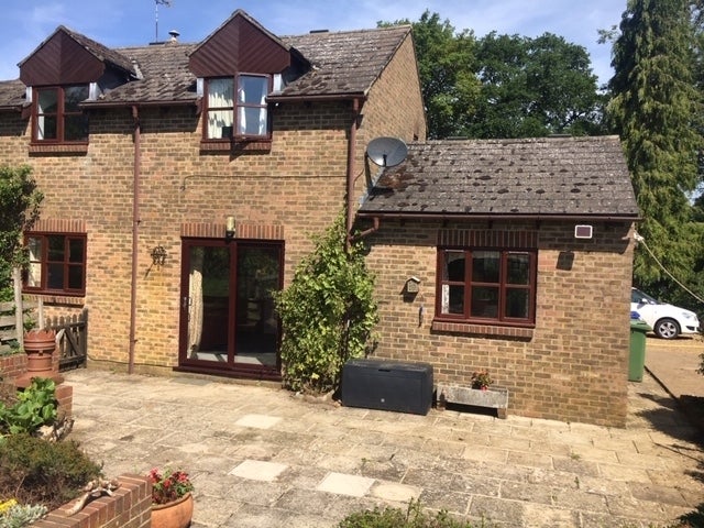 Flat Sulgrave Road in Culworth