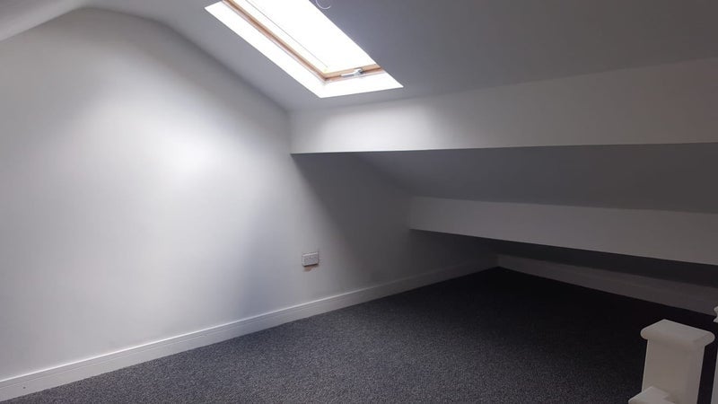 Room Back Mornington Road East in Bolton