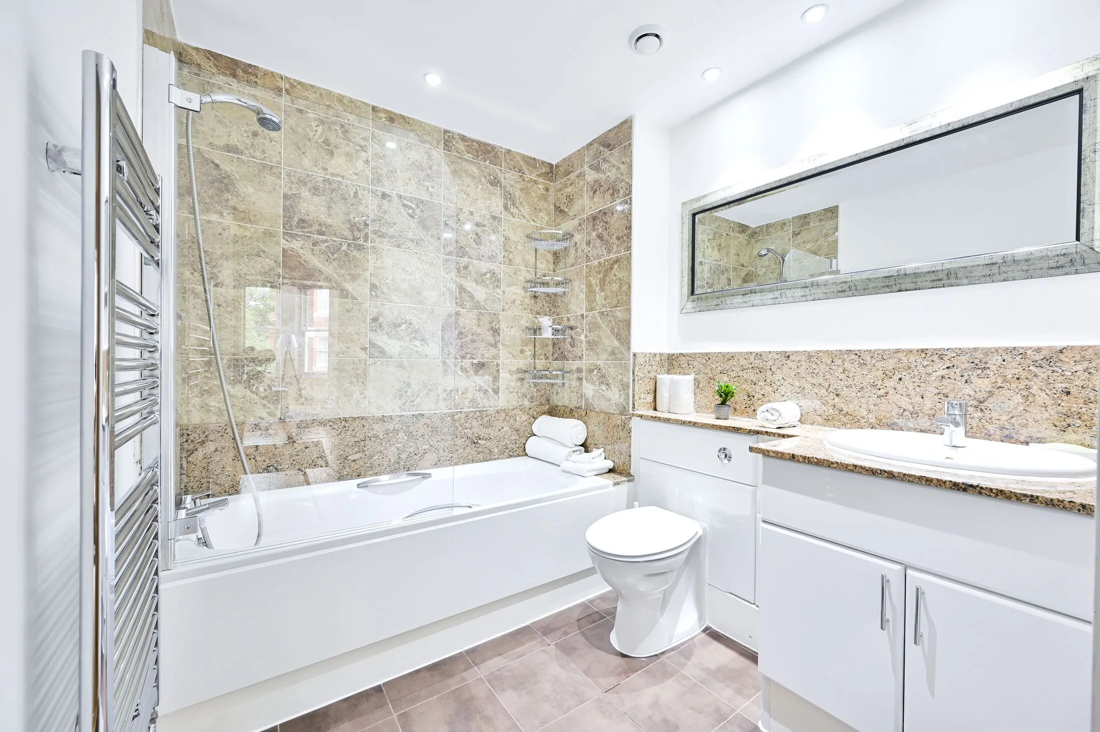 Flat Nevern Square in Greater London