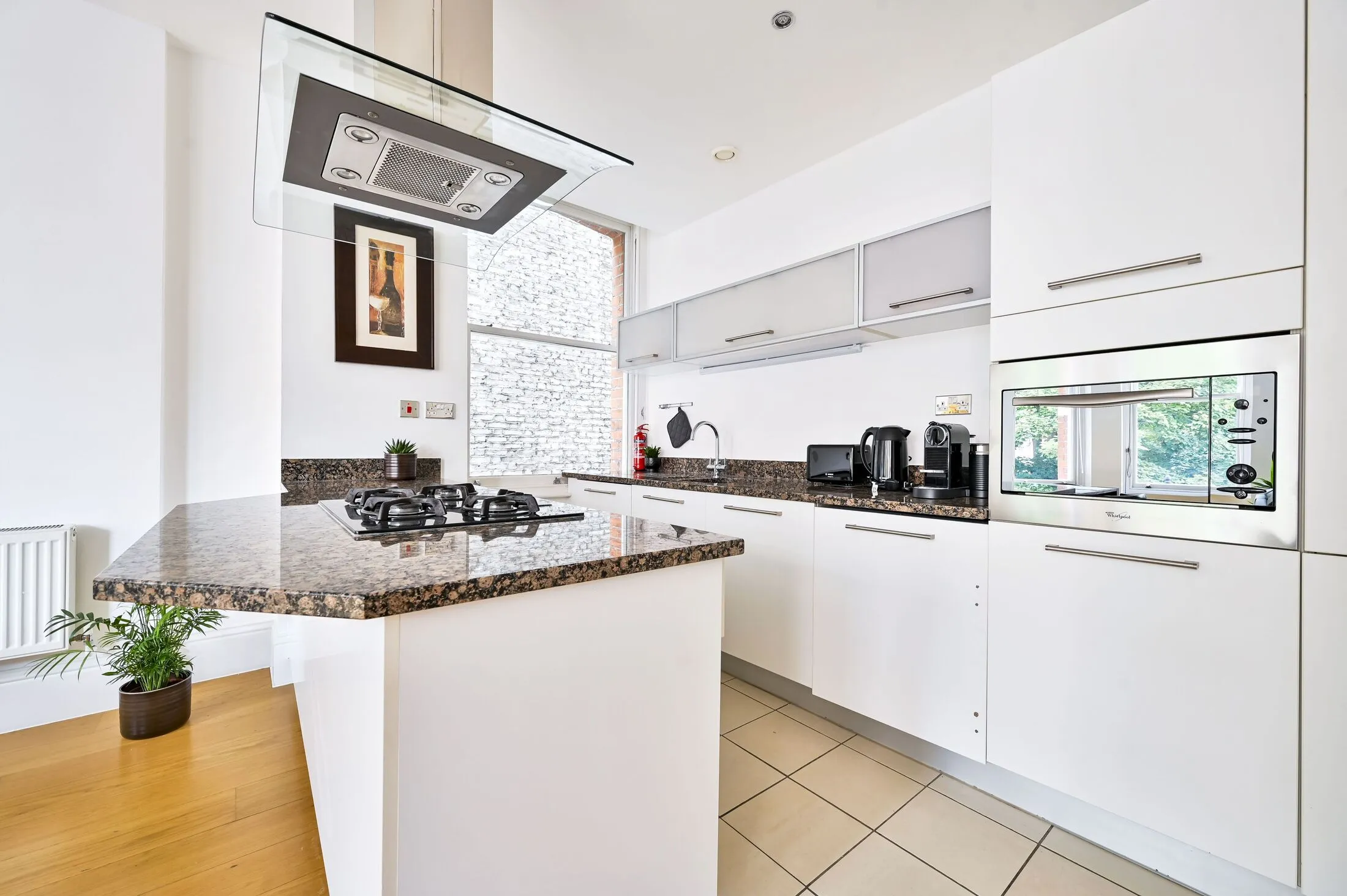 Flat Nevern Square in Greater London