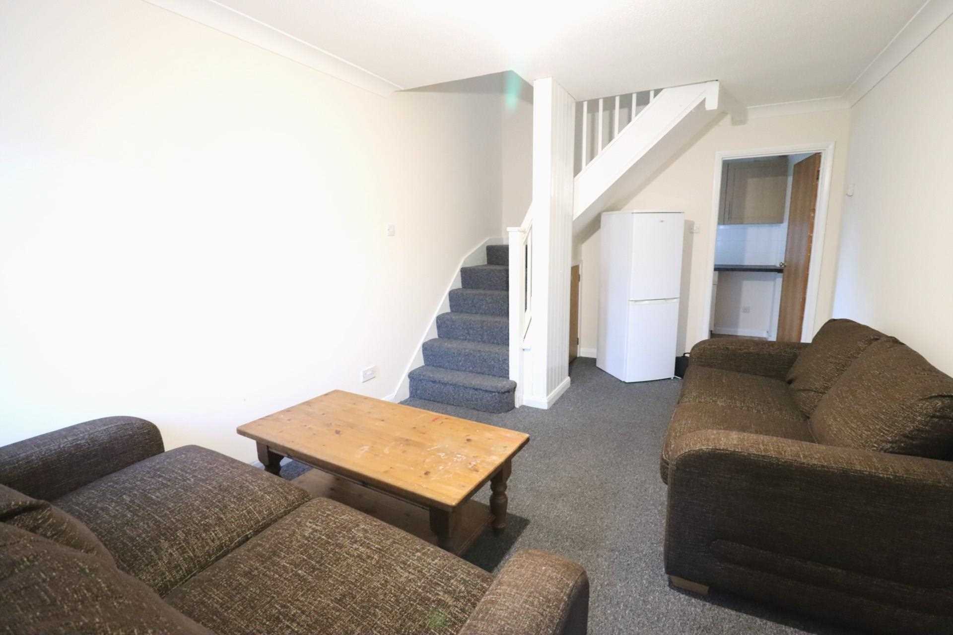 House Smewin Court in High Wycombe
