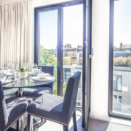 Flat Fulham Road in Greater London