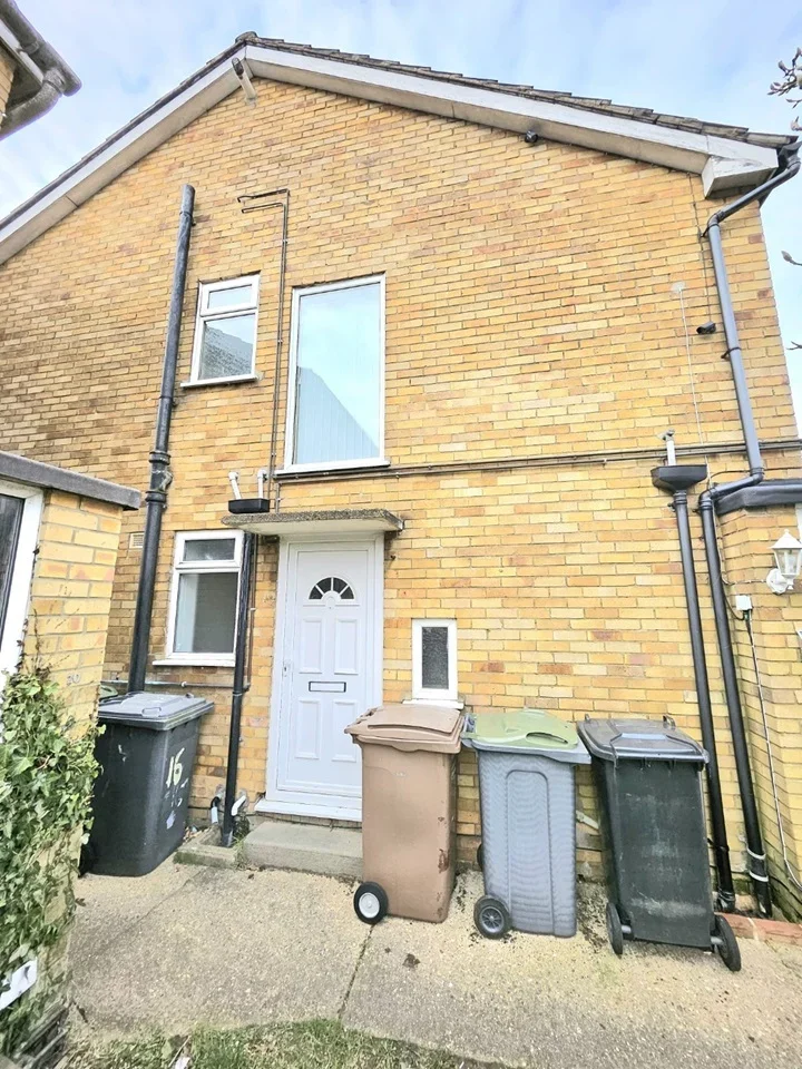 Flat Green Oaks in Luton