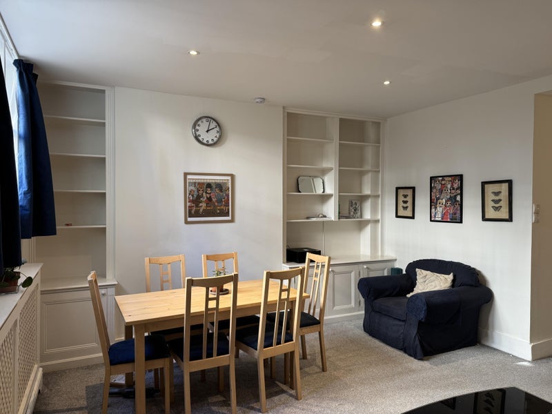 Flat Cumberland Street in City of Westminster