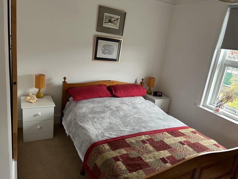 Room Alexandra Road in Poole