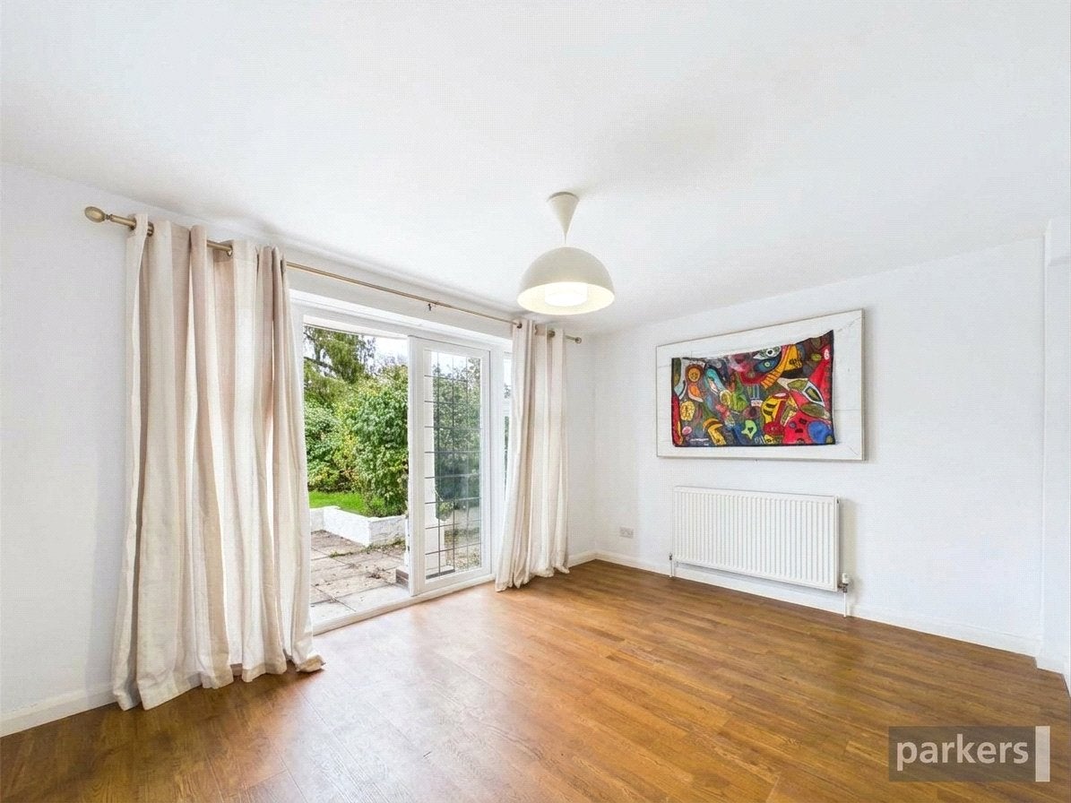 House Cintra Avenue in Reading