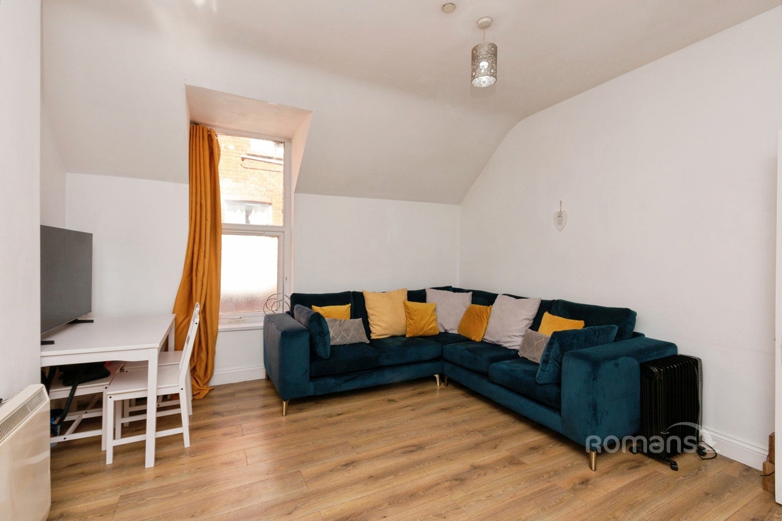 Flat Lynchford Road in Rushmoor