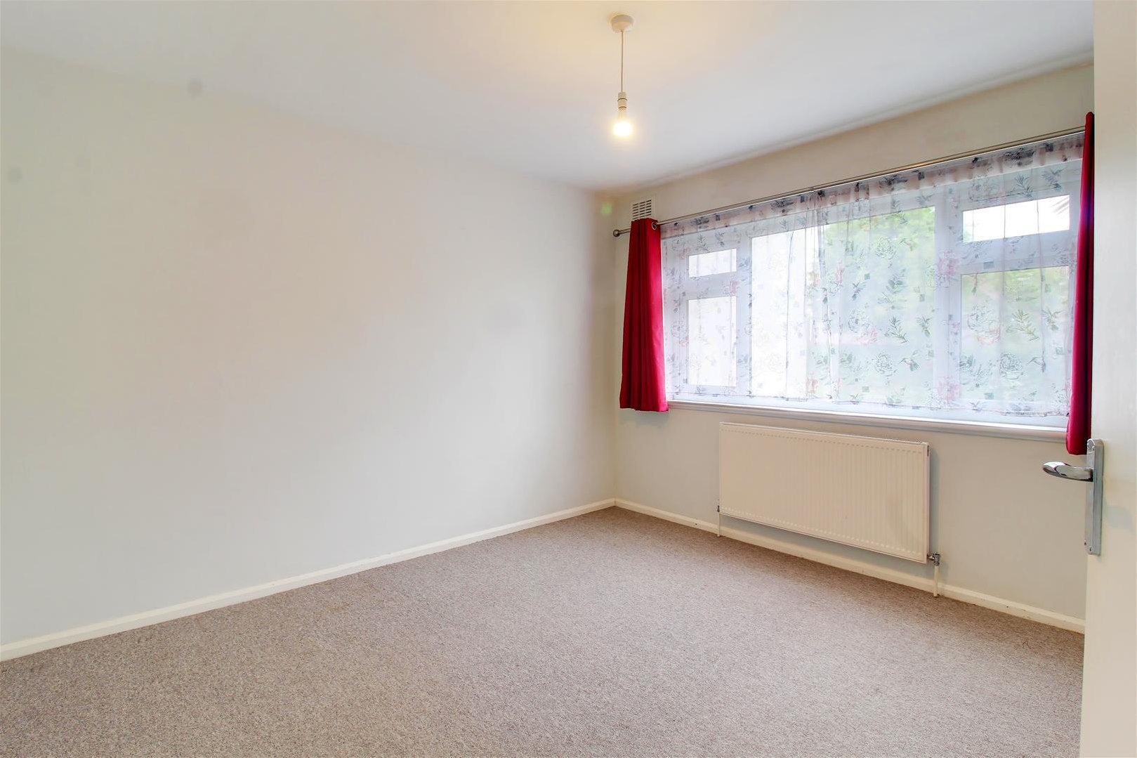 Flat Station Close in Welwyn Hatfield
