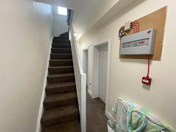 Flat Totteridge Road in High Wycombe
