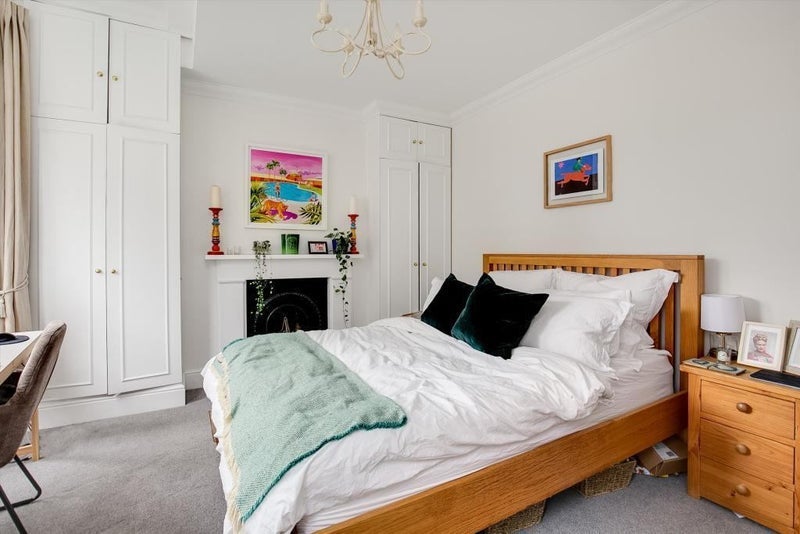 Room Bewick Street in Greater London