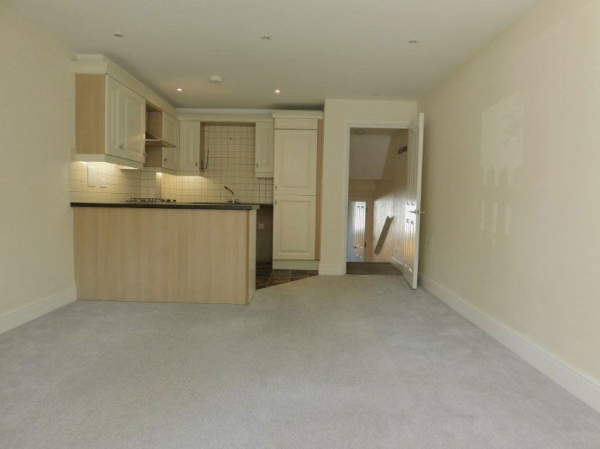 Flat Talbot Road in Tunbridge Wells