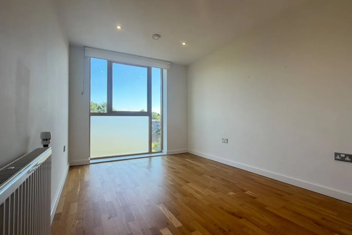 Flat Copley Close in Greater London