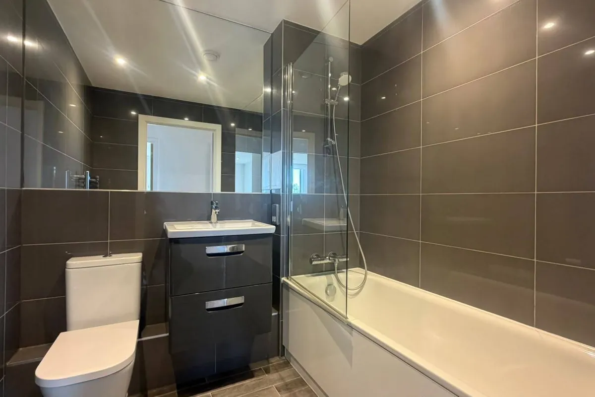 Flat Copley Close in Greater London